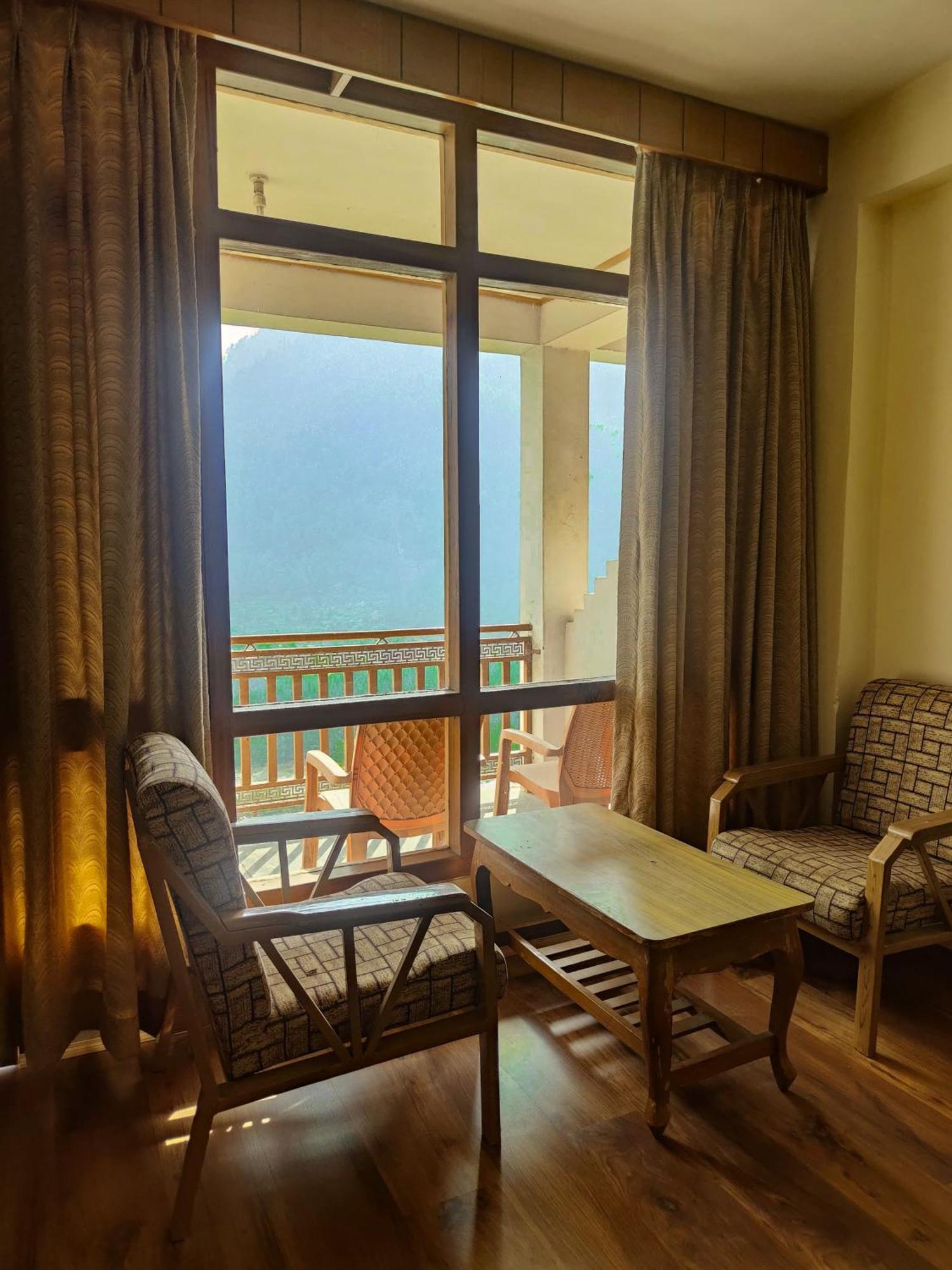 Hotel Arohi Vashist Exterior photo